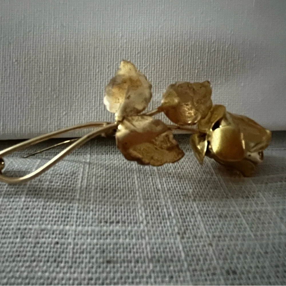 Gold large Rose Brooch made in Austria Vintage